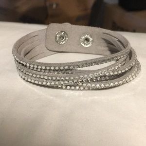 Silver fake jewelled bracelet